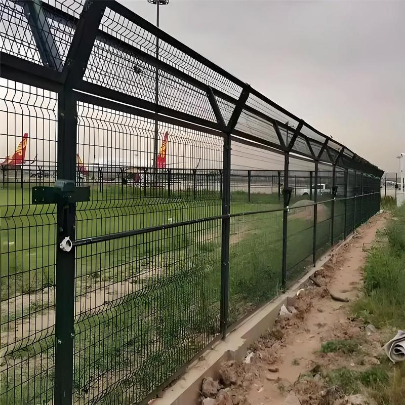 南宁市护栏网锌钢护栏 - 价格